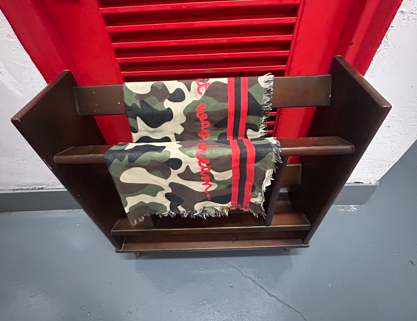 Camo Vibes - All A Dream (Brown)